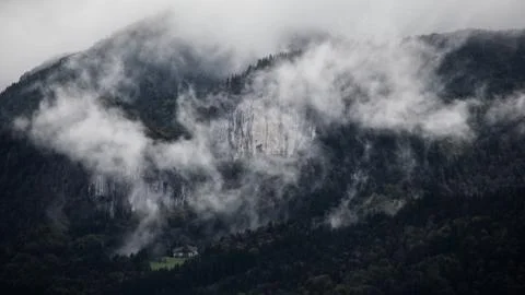 Just rain and clouds at the Lake Millstatt Foto stock