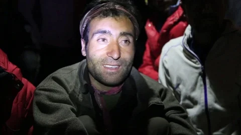 K2 Trek Porter Singing 스톡 동영상 78883688