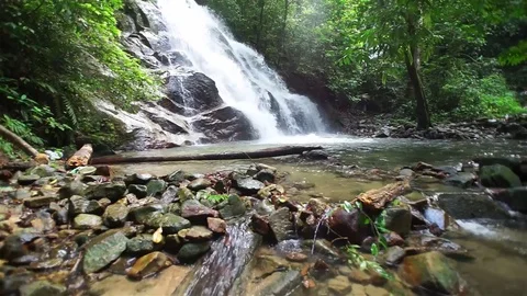Kaching Waterfall, Malaysia. 스톡 동영상 80183620