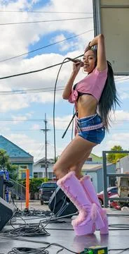 Kai De Lua performs at the Freret Street Festival in New Orleans Foto stock