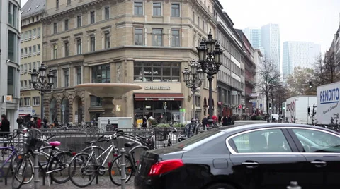 Kaiserplatz in Frankfurt Stock Footage 32881571
