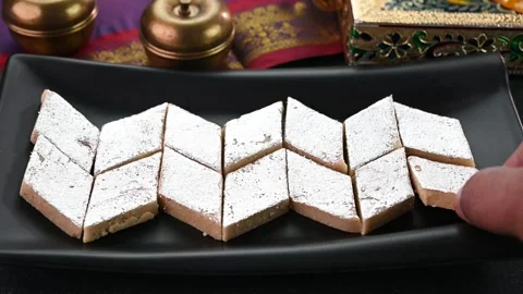 Kaju Katli sweet dish 動画素材 289979900