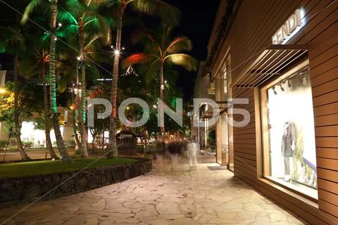 Kalakaua Avenue honolulu Night Stock Photos