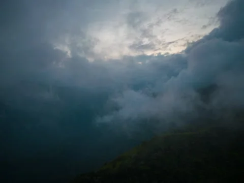 Kalasa Twilight: Hyperlapse through Evening Fog 動画素材 261936763