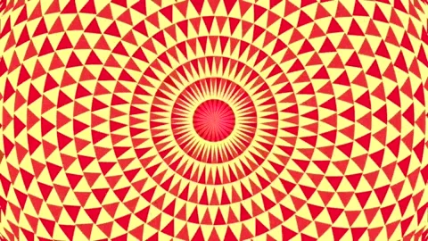 Kaleidoscope triangle pattern in motion Video stock 170669854