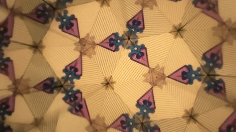 Kaleidoscopic pattern rotating with abstract geometric shapes Видео 341854579