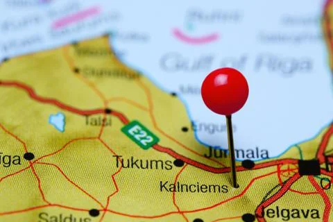 Kalnciems pinned on a map of Latvia Foto stock