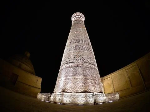 The Kalyan minaret at night (Minorai Kalon) Stock Photos