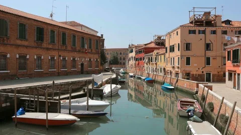 Kanal in Venice Time lapse Stock Footage 87290637