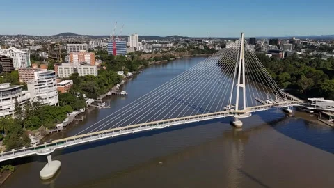 Kangaroo Point Bridge, Brisbane CBD, Queensland, Australia, Jun 3, 2025: 4K Stock Footage 312578624