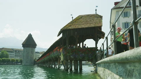 The Kapellbrucke in Lucerne Video stock 218988519
