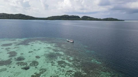 KARIMUN JAWA Stock Footage 321341383