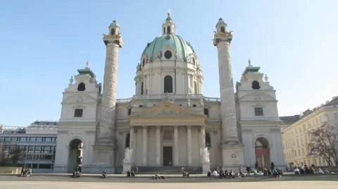 Karlskirche in Vienna Video stock 1060792