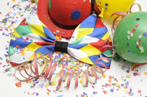 Karneval konfetti, luftschlangen, karneval, fasching, fastnacht, schleife,... Stock Photos