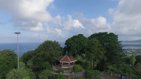 Karon Viewpoint zoom out 스톡 동영상 83743296