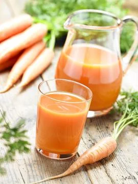 Karotten Saft Foto stock