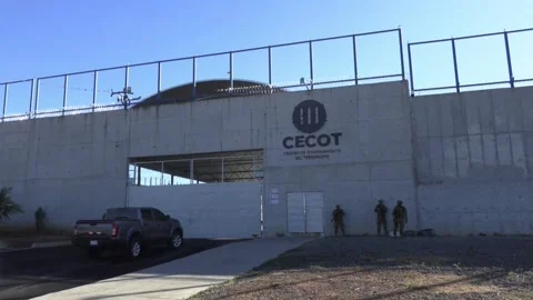 Kast visits Salvadoran maximum security prison for gang members to "get ideas",  Stock Footage 327937850