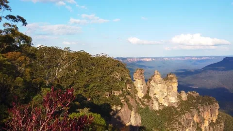 Katoomba - Three Sisters Jamison Valley Stock Footage 275034592