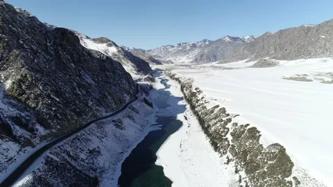 The Katun River, winter 動画素材 171053439