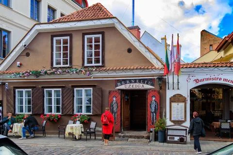 Kaunas "Bernelai pub" in the old town...Here you can dine al fresco. Many vis Stock Photos