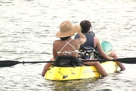 Kayak 1 Video stock 158473