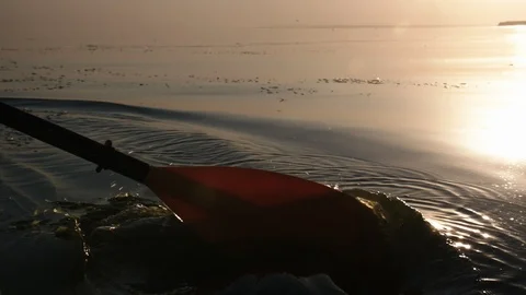 Kayak-deuce, paddle close-up 動画素材 94835806
