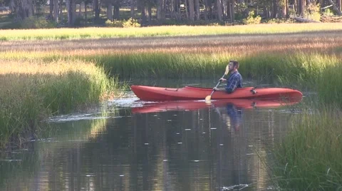 Kayaker stops to take a picture Video stock 41718184