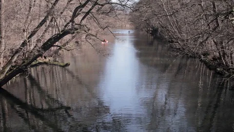 Kayaking on a danish river 動画素材 129729534