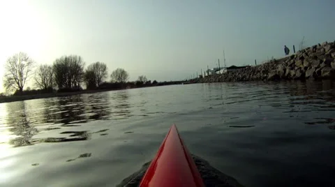 Kayaking in lagoon 库存影片 2886436