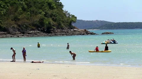Kayaking On The Ocean In Thailand 스톡 동영상 41253189
