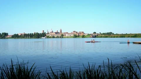 Kayaking outside Mantua Video stock 170187883