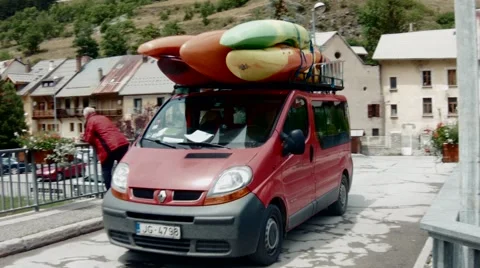 Kayaks bus Stock Footage 44128270