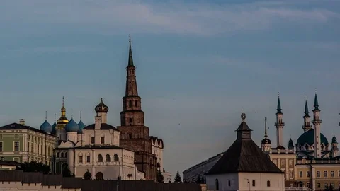 Kazan Kremlin summer hyper lapse. Kazan landmark. Zooom in 스톡 동영상 84779385