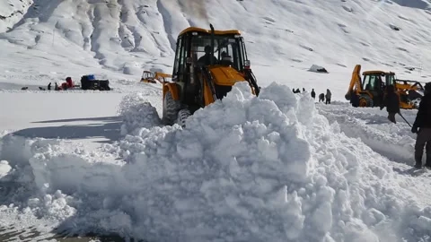 Kedarnath Construction Work Disrupted by Heavy Snowfall Stock-Footage 196706084