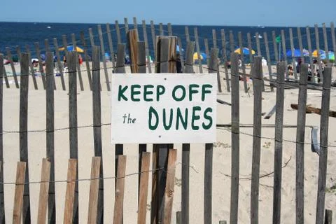 Keep off the dunes sign Stock-Fotos