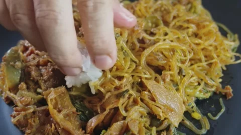 Keep with sticky rice Видео 344727345