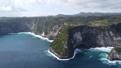 Kelingking beach 3 Stock Footage 248232545