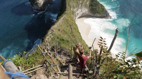 Kelingking Beach View Slowmotion 4k Stock Footage 103469337