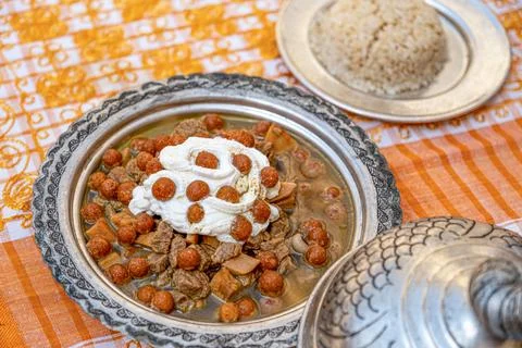 Kemeli Borani served in a copper plate, traditional Sanliurfa dish Stock Photos