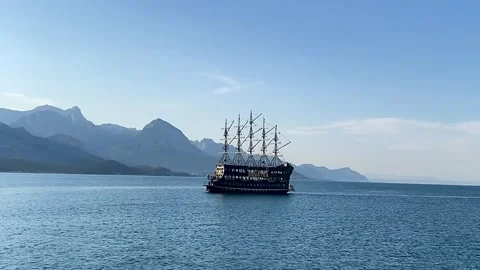 Kemer, Turkey – May 6, 2025: Taurus Mountain range and the Mediterranean Sea. Stock Footage 342015683