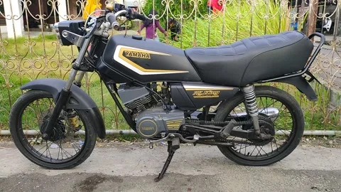 Kendaraan Rx King Stock Footage 214780278