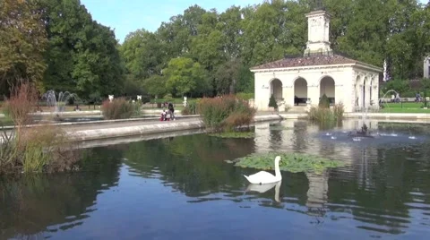 Kensington Gdns Stock Footage 42733796