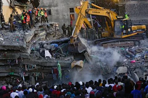 Kenya Building Collapse Aftermath - May 2016 Fotos de archivo