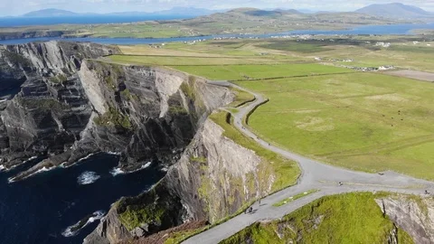 Kerry Cliffs in Ireland Video stock 119620693