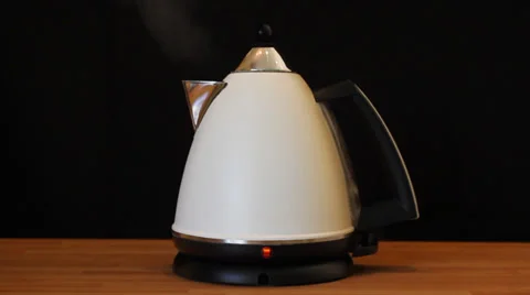 Kettle boiling Video stock 38203888