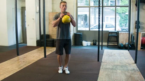 Kettlebell Pistols Stock-Footage 40035572