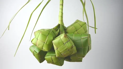 Ketupat lebaran Stock Footage 220861354