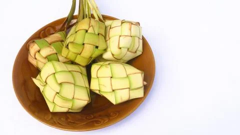 Ketupat (Rice Dumpling) pouch isolated white, usually served during Eid Mubarak, Foto stock