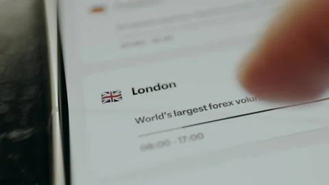 Key information about the London foreign exchange market session Stock Footage 330675141