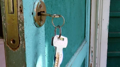 Key in a keyhole Stock Footage 78309715